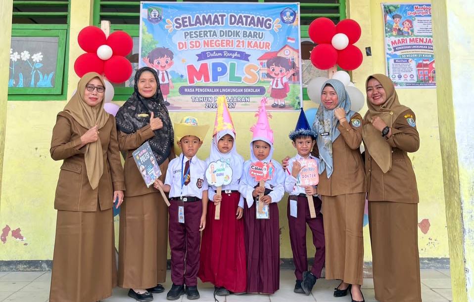 ‎SISTEM JEMPUT BOLA SDN 21 KAUR DONGKRAK MINAT DAFTAR, 24 SISWA BARU IKUTI MPLS HINGGA PENUTUPAN